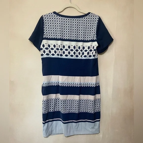 H&M EUC navy and pastel pink geometric short sleeve shift dress size 8 - Picture 3 of 4